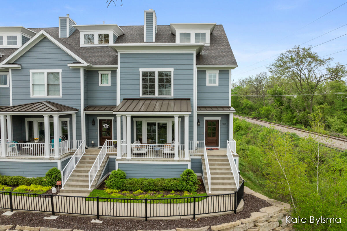 Homes for sale in Ada, MI | 657 Greenslate Dr, Ada, MI 49301 | MLS# 70468602