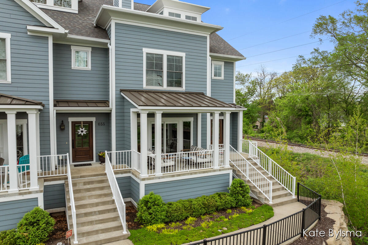 Homes for sale in Ada, MI | 657 Greenslate Dr, Ada, MI 49301 | MLS# 70468602