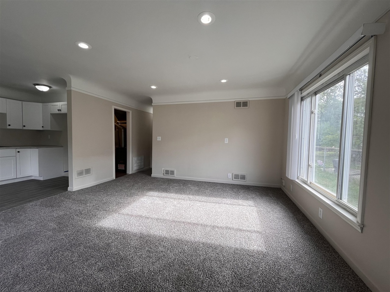 Homes for sale in Redford, MI | 15512 Dixie, Redford, MI 48239 | MLS# 70469153