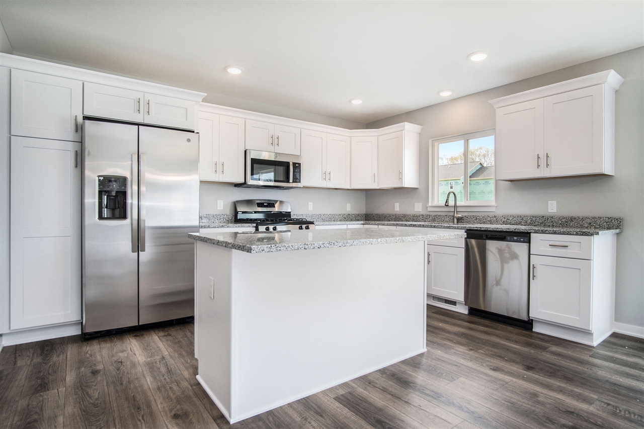 Homes for sale in Holland, MI | 32 Manley Ave, Holland, MI 49424 | MLS# 70469479