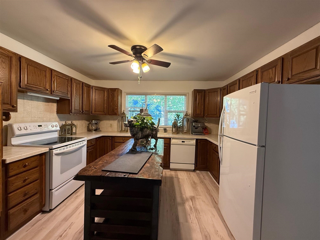 Homes for sale in Ludington, MI | 6035 W Trails End Rd, Ludington, MI 49431 | MLS# 70469543