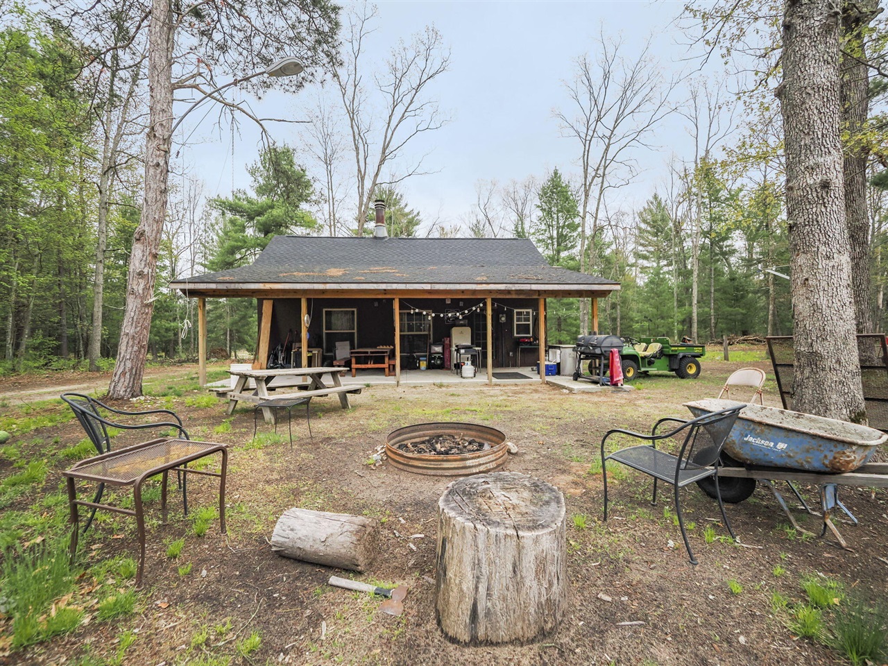 Homes for sale in Wellston, MI | 250 Warfield Rd, Wellston, MI 49689 | MLS# 70469595