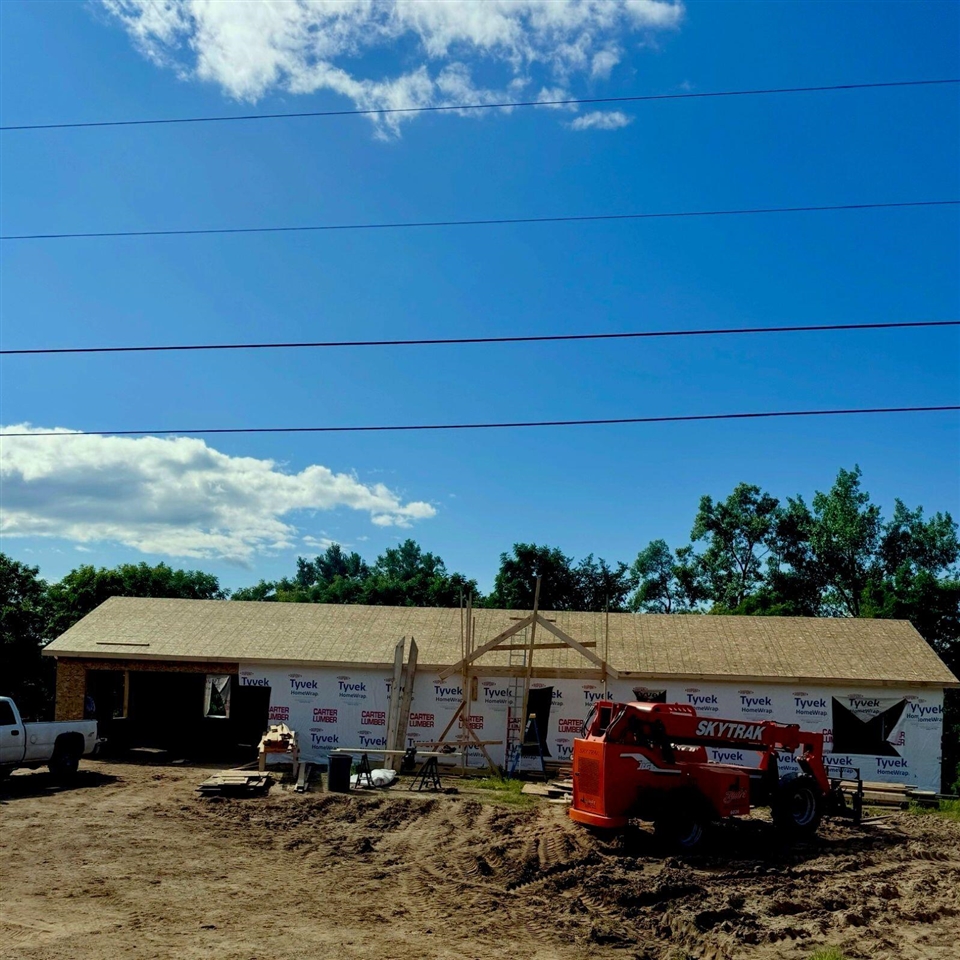 Homes for sale in Grant, MI | 2346 W 112Th St, Grant, MI 49327 | MLS# 70470352