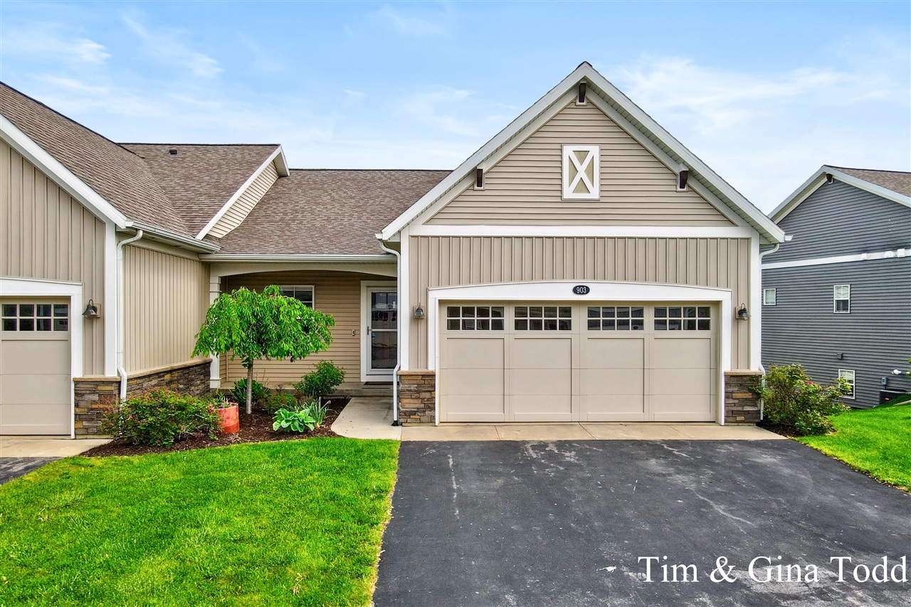 Homes for sale in Byron Center, MI | 903 S Center Park Dr #14, Byron Center, MI 49315 | MLS# 70470620