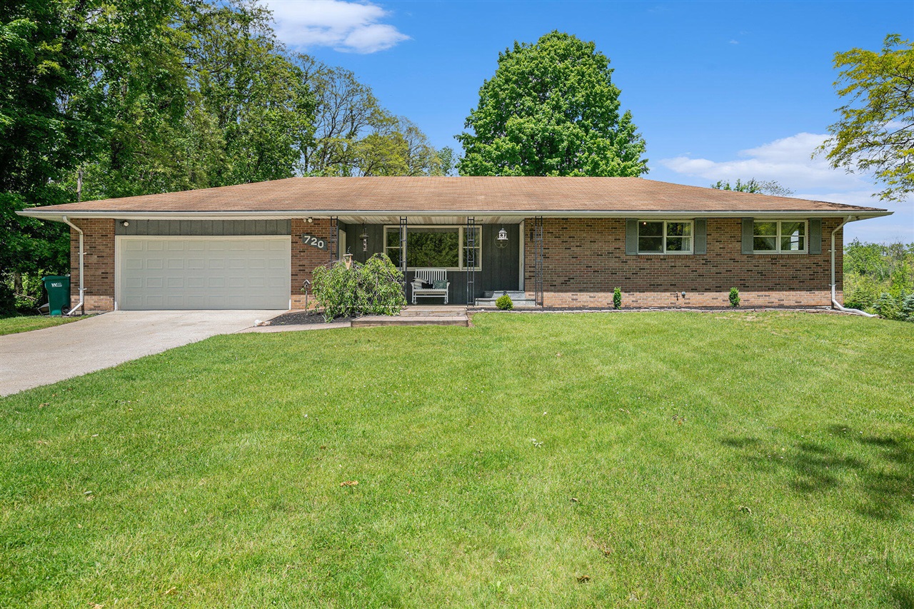 Homes for sale in Constantine, MI | 720 Riverside Dr, Constantine, MI 49042 | MLS# 70470765