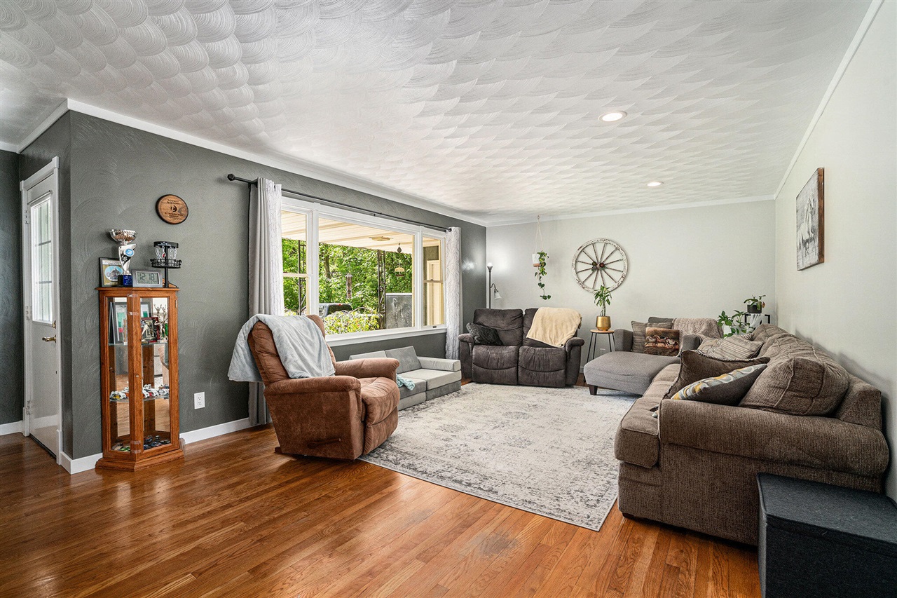 Homes for sale in Constantine, MI | 720 Riverside Dr, Constantine, MI 49042 | MLS# 70470765