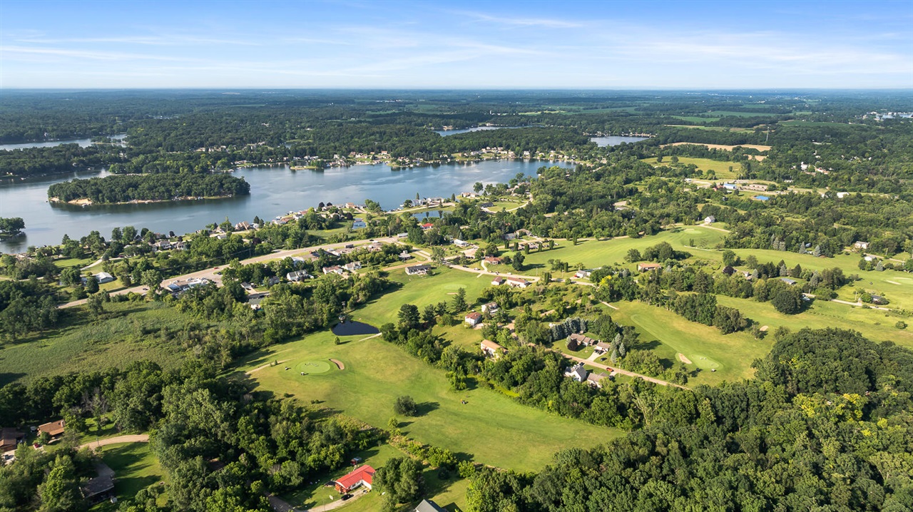 Homes for sale in Jerome, MI | 10374 Heatherlawn Ct, Jerome, MI 49249 | MLS# 70470925