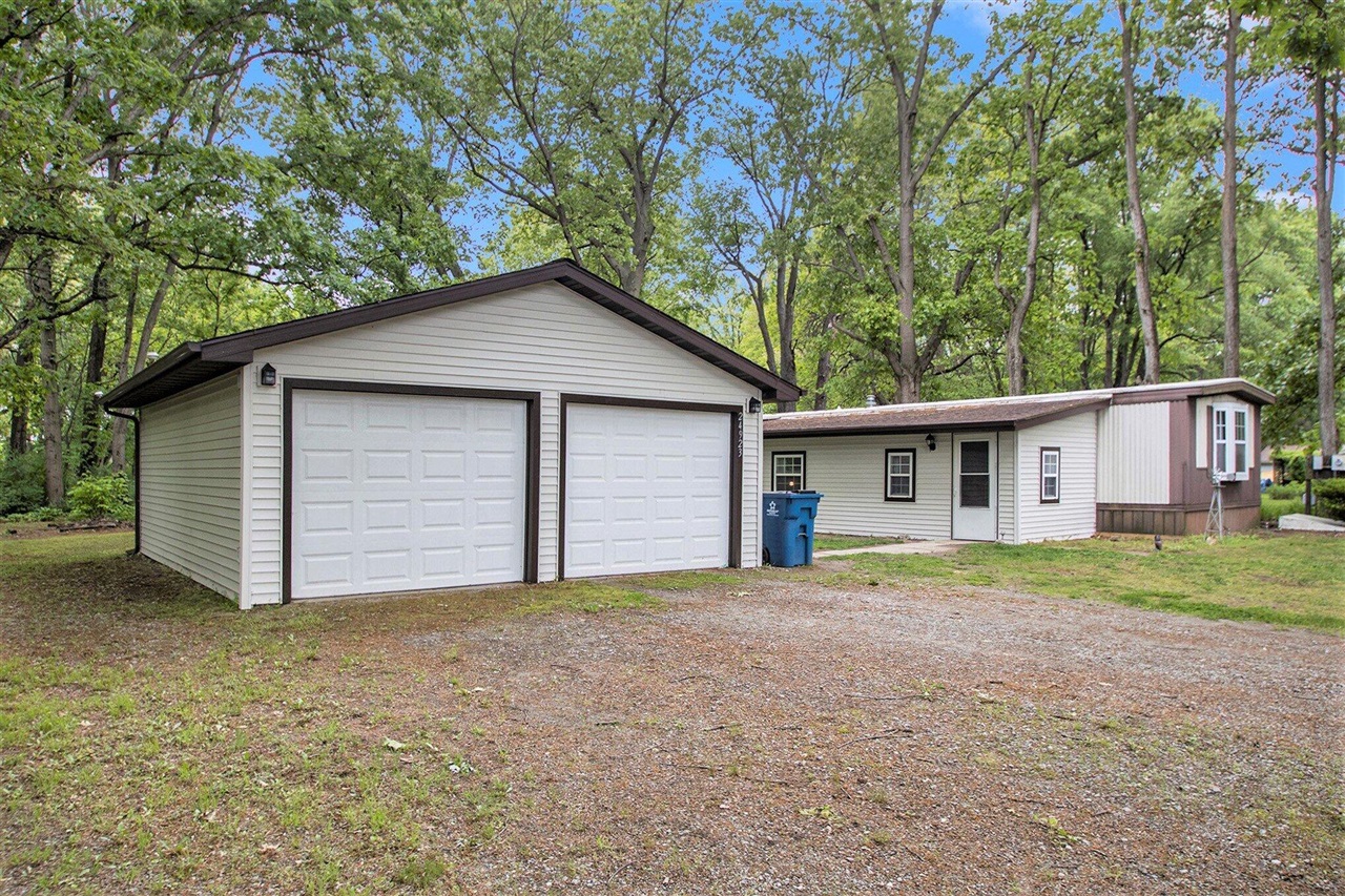 Homes for sale in Edwardsburg, MI | 24923 Sandy Beach Dr, Edwardsburg, MI 49112 | MLS# 70471844