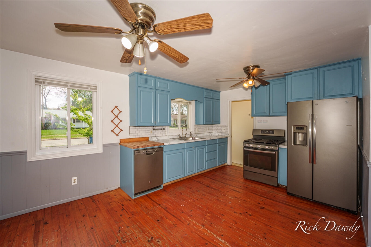 Homes for sale in Wyoming, MI | 4015 Milan Ave, Wyoming, MI 49509 | MLS# 70472095