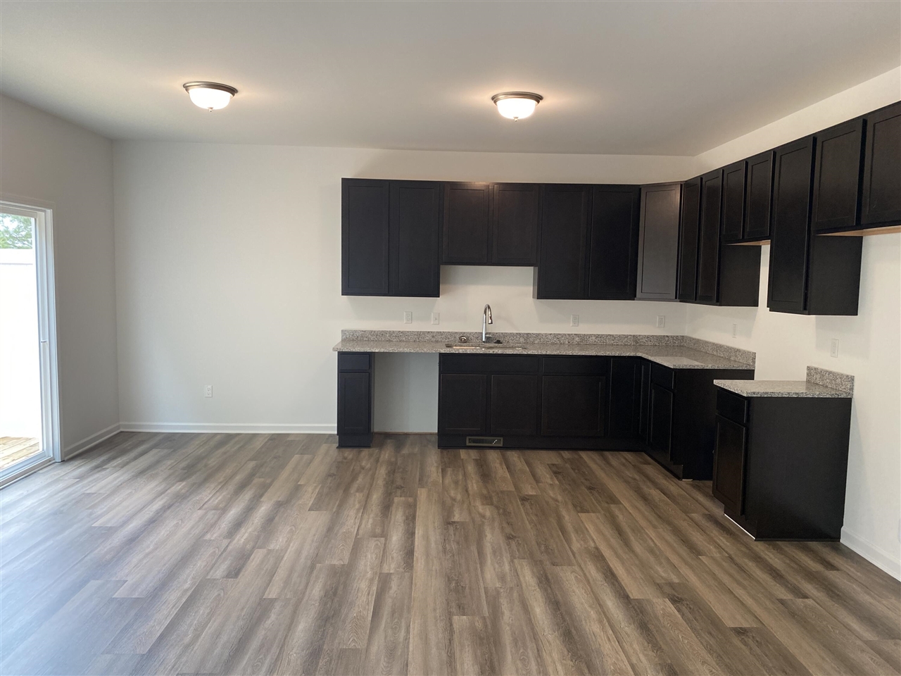 Homes for sale in Marshall, MI | 1050 Rebecca St #18, Marshall, MI 49068 | MLS# 70472560