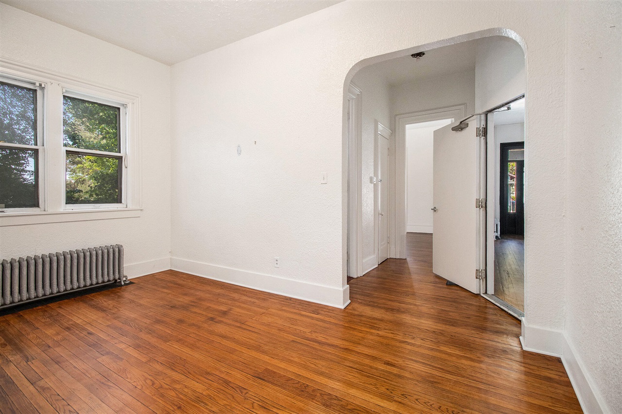 Homes for sale in Battle Creek, MI | 26 Harvard St, Battle Creek, MI 49017 | MLS# 70472677