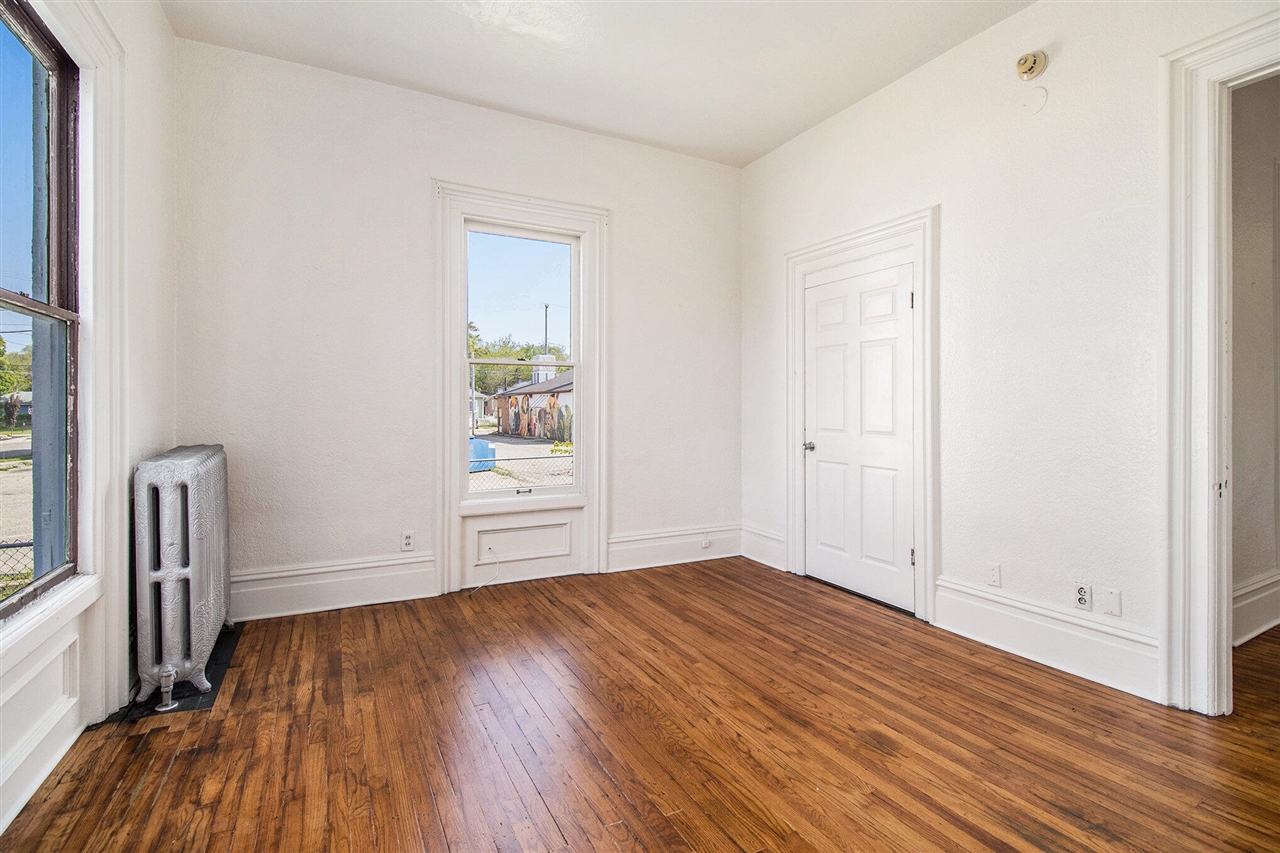 Homes for sale in Battle Creek, MI | 26 Harvard St, Battle Creek, MI 49017 | MLS# 70472677