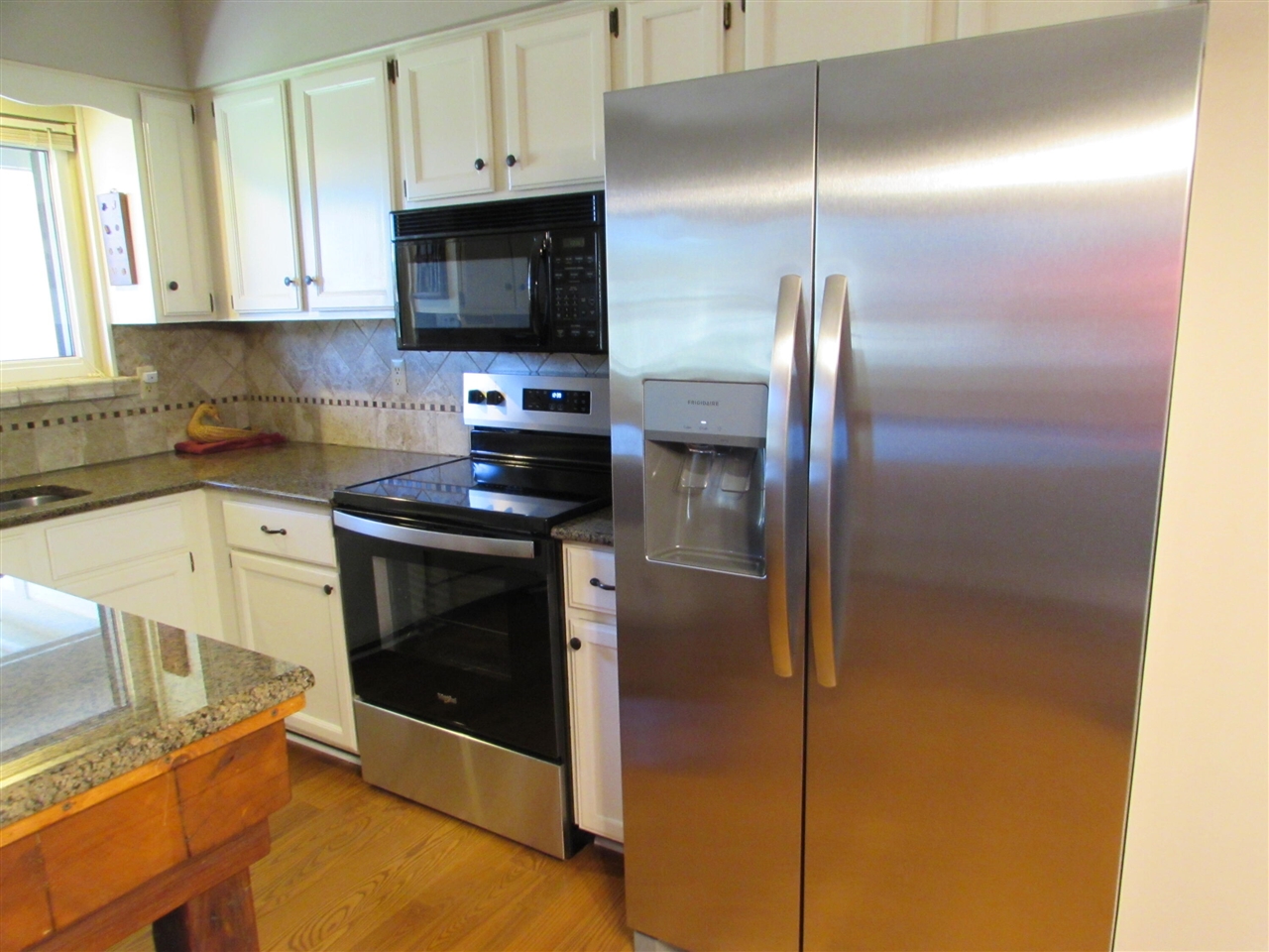 Homes for sale in South Lyon, MI | 9920 Camridge Ct, South Lyon, MI 48178 | MLS# 70472875