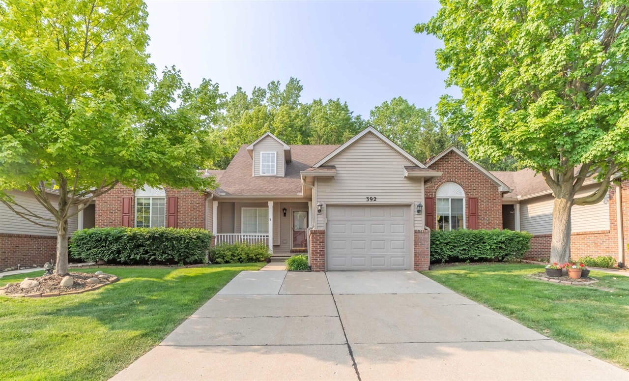 Homes for sale in Brighton, MI | 392 Woodfield Square Ln, Brighton, MI 48116 | MLS# 70472964