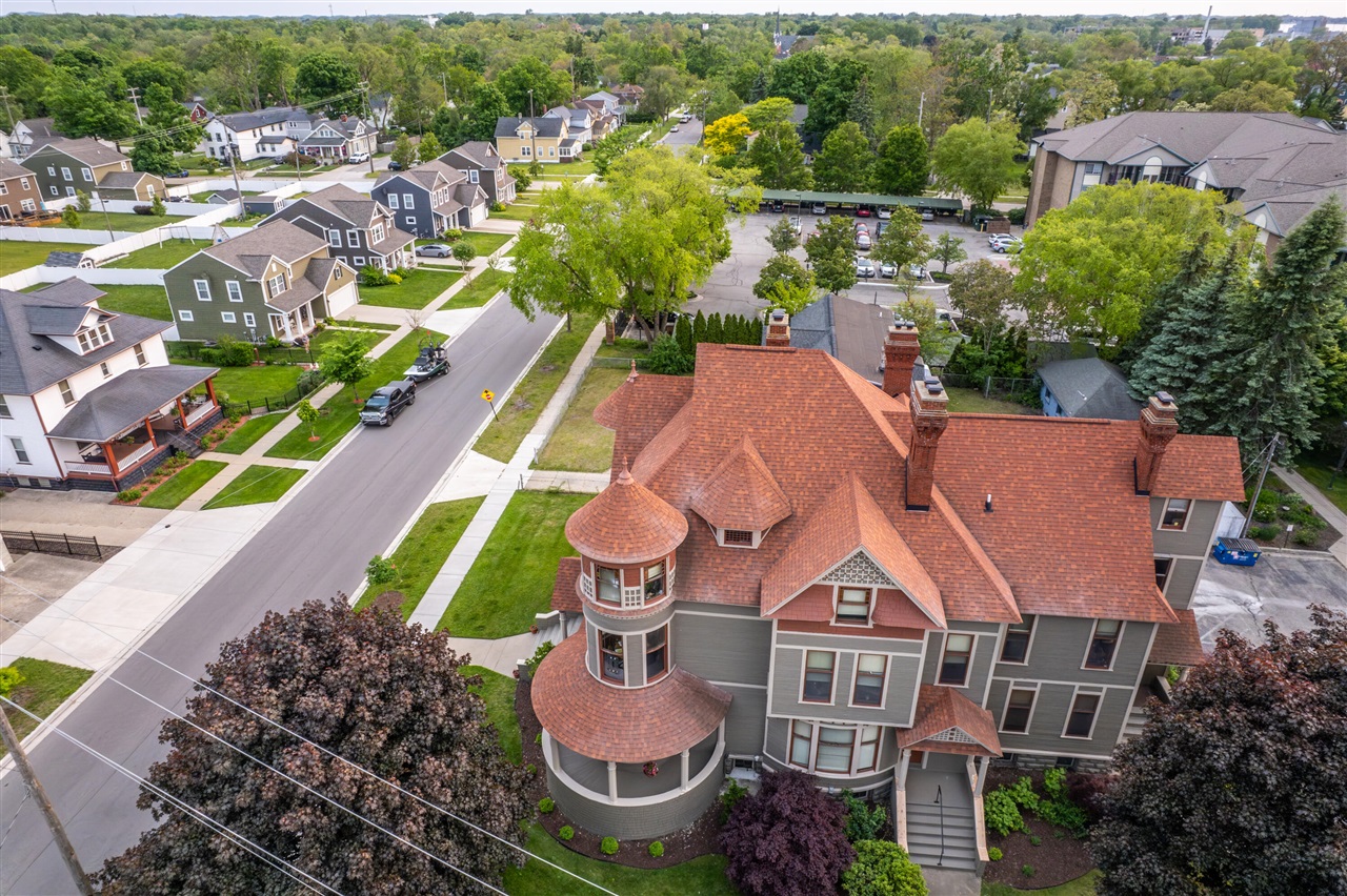 Homes for sale in Muskegon, MI | 318 Houston Ave, Muskegon, MI 49441 | MLS# 70473664