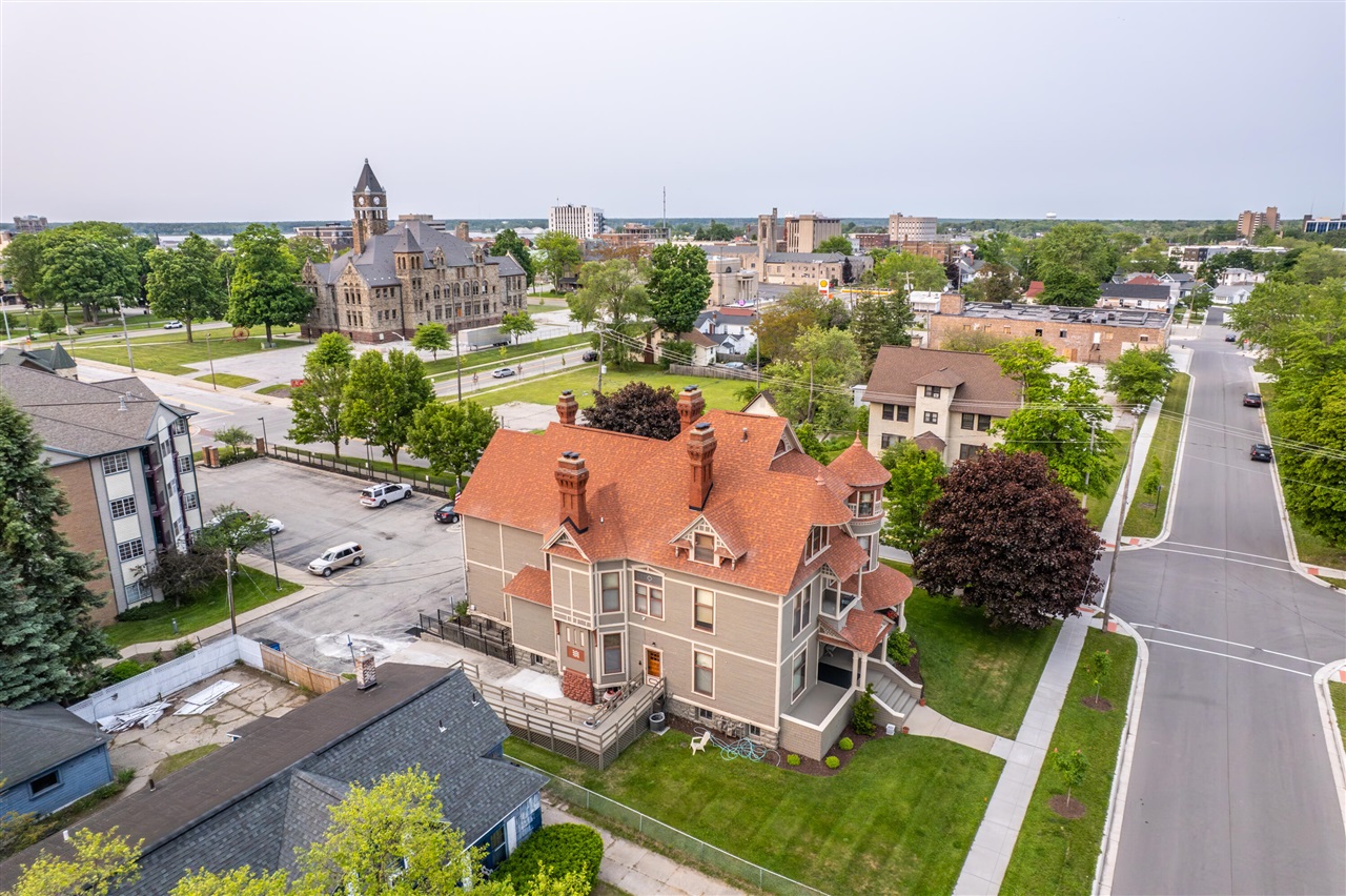 Homes for sale in Muskegon, MI | 318 Houston Ave, Muskegon, MI 49441 | MLS# 70473664