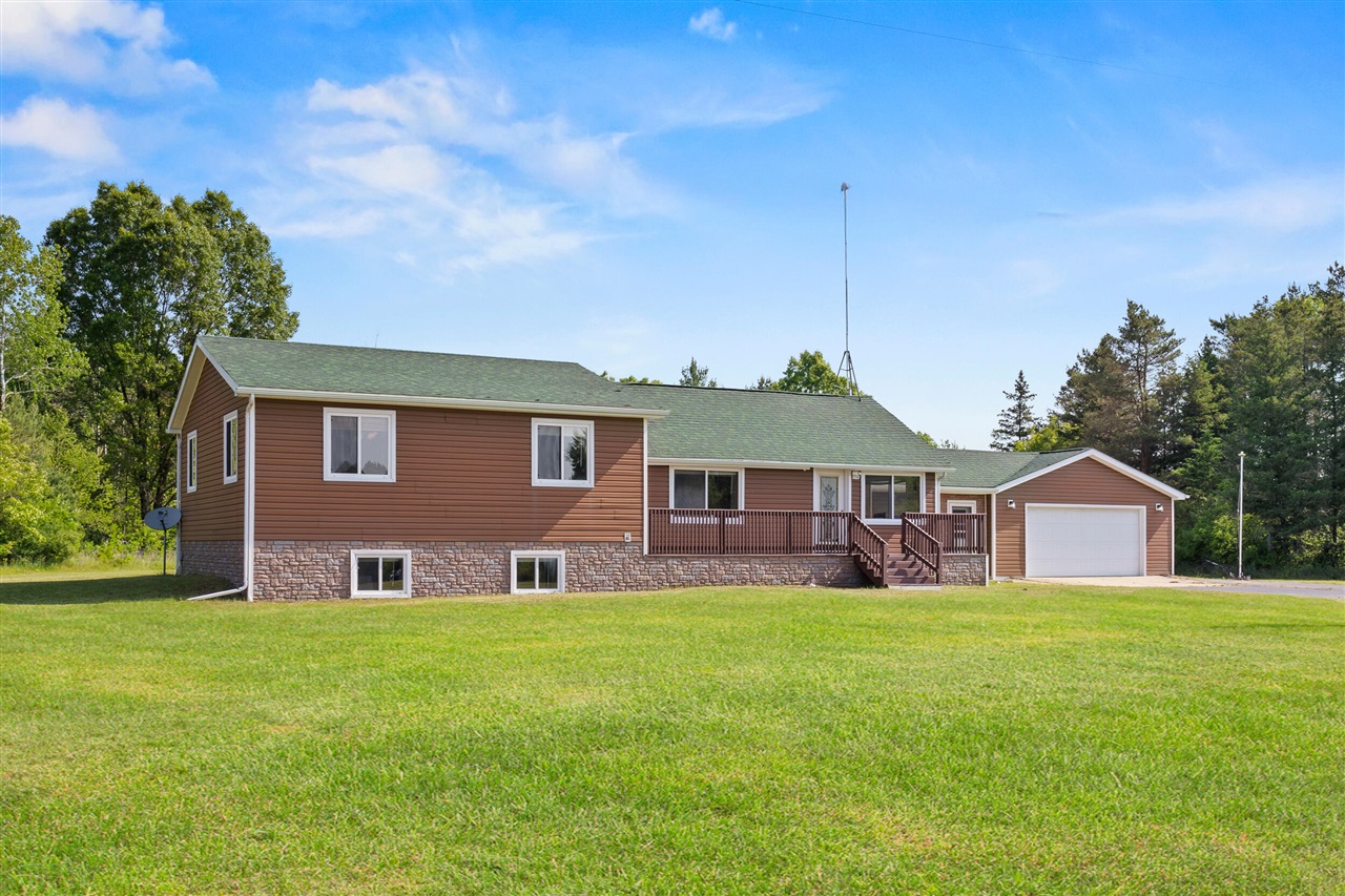 Homes for sale in Remus, MI | 5886 13 Mile Rd, Remus, MI 49340 | MLS# 70473834