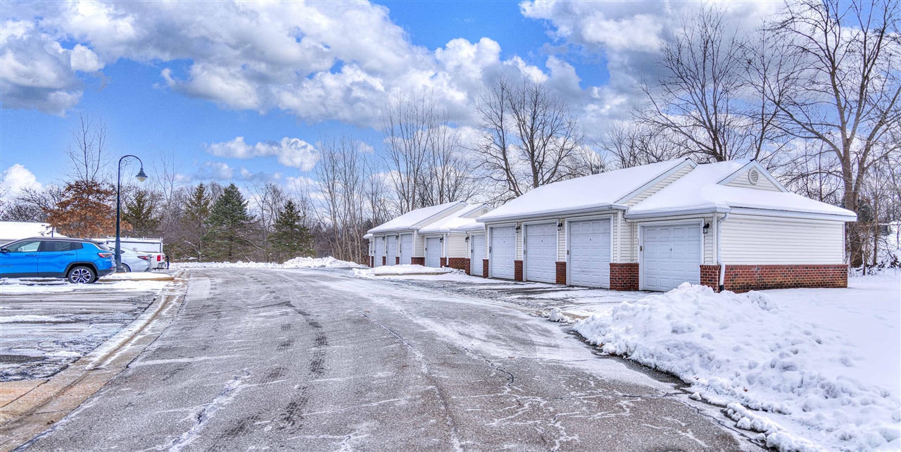 Homes for sale in Jackson, MI | 1955 Coventry Rd, Jackson, MI 49201 | MLS# 70473888