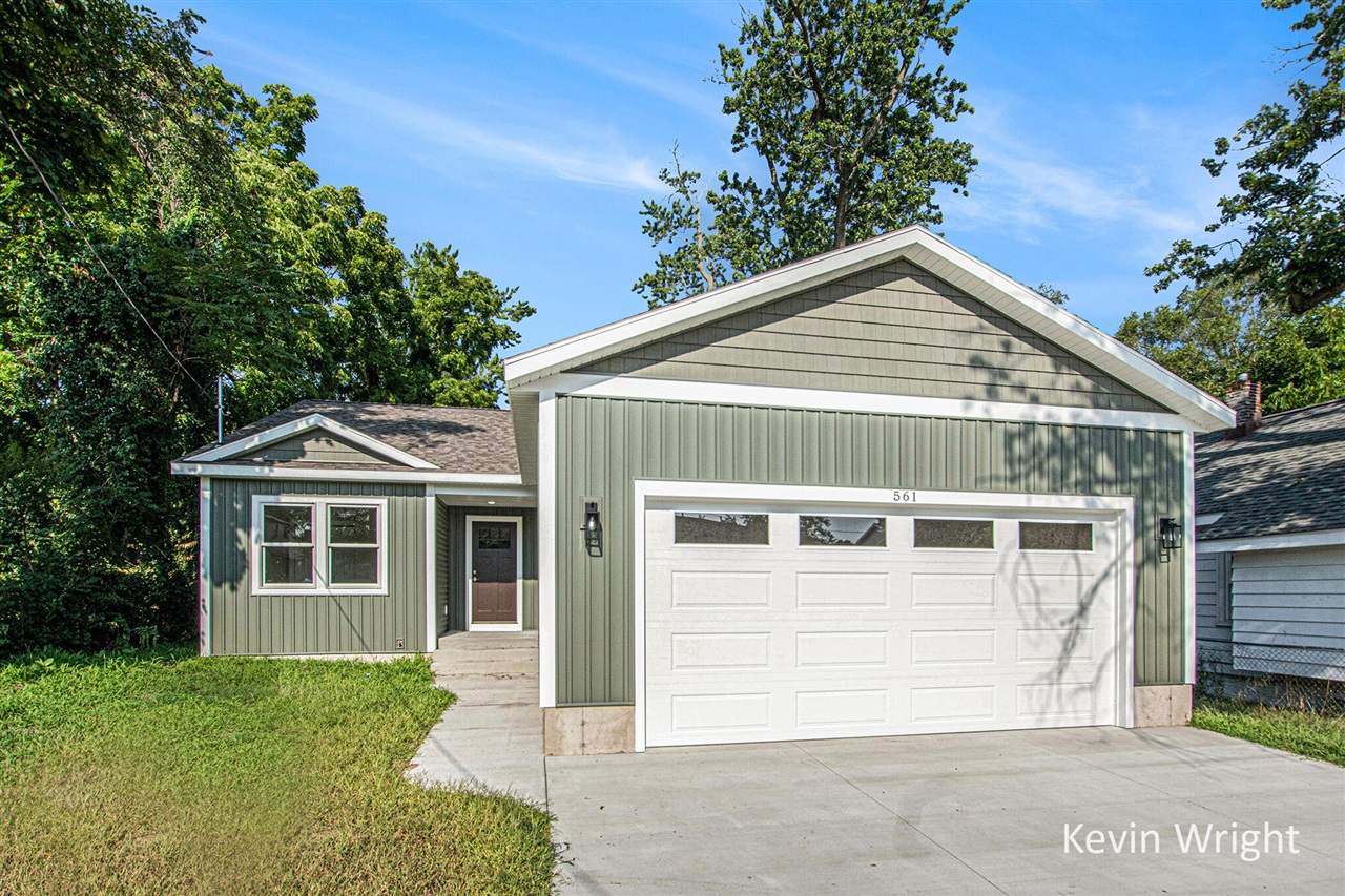 Homes for sale in Muskegon, MI | 561 Mary St, Muskegon, MI 49442 | MLS# 70473891