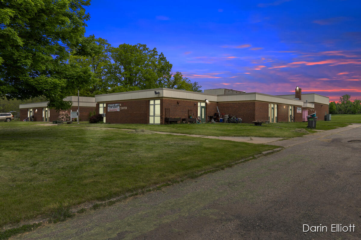 Homes for sale in Hubbardston, MI | 306 W Russell St, Hubbardston, MI 48845 | MLS# 70473936