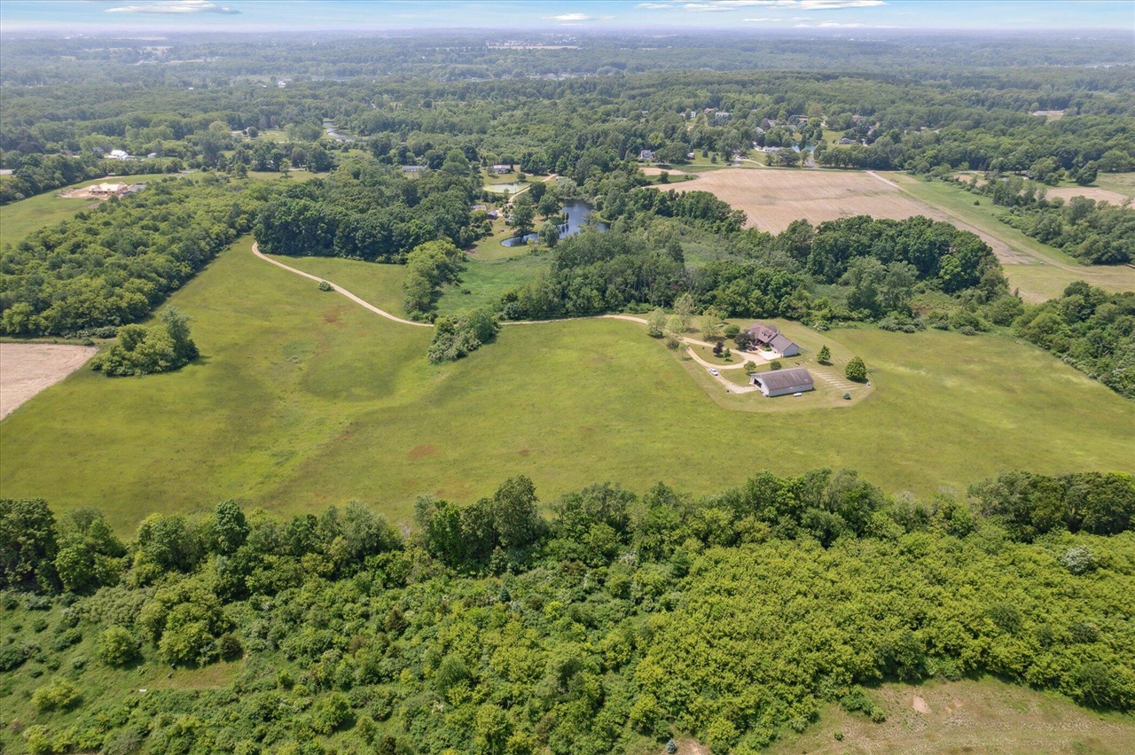 Homes for sale in Hillsdale, MI | 1741 N Bunn Rd, Hillsdale, MI 49242 | MLS# 70474090