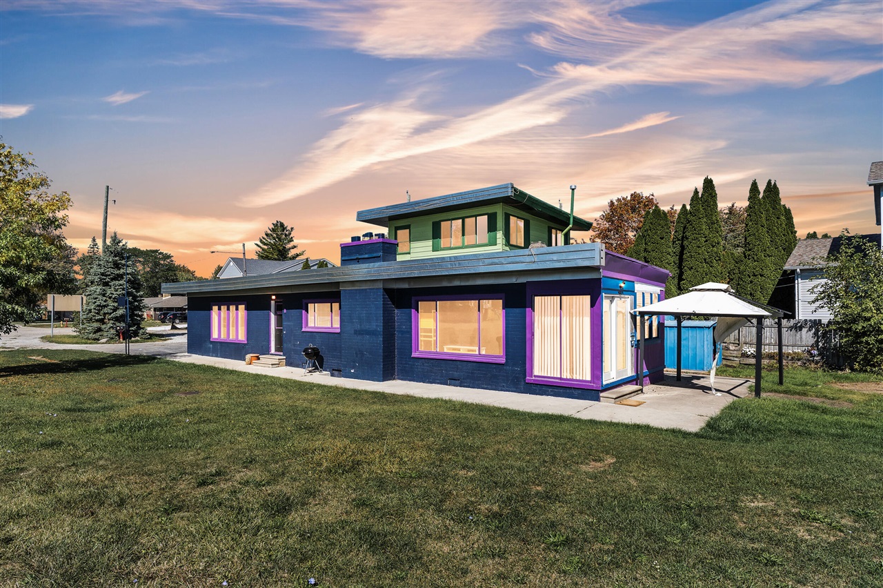 Homes for sale in Harrison Twp, MI | 37252 Jefferson Ave, Harrison Twp, MI 48045 | MLS# 70474149