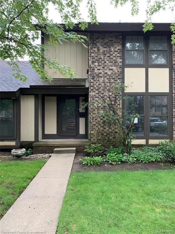 Homes for sale in Southfield, MI | 25045 Glenbrooke Dr Dr, Southfield, MI 48033 | MLS# 70474225