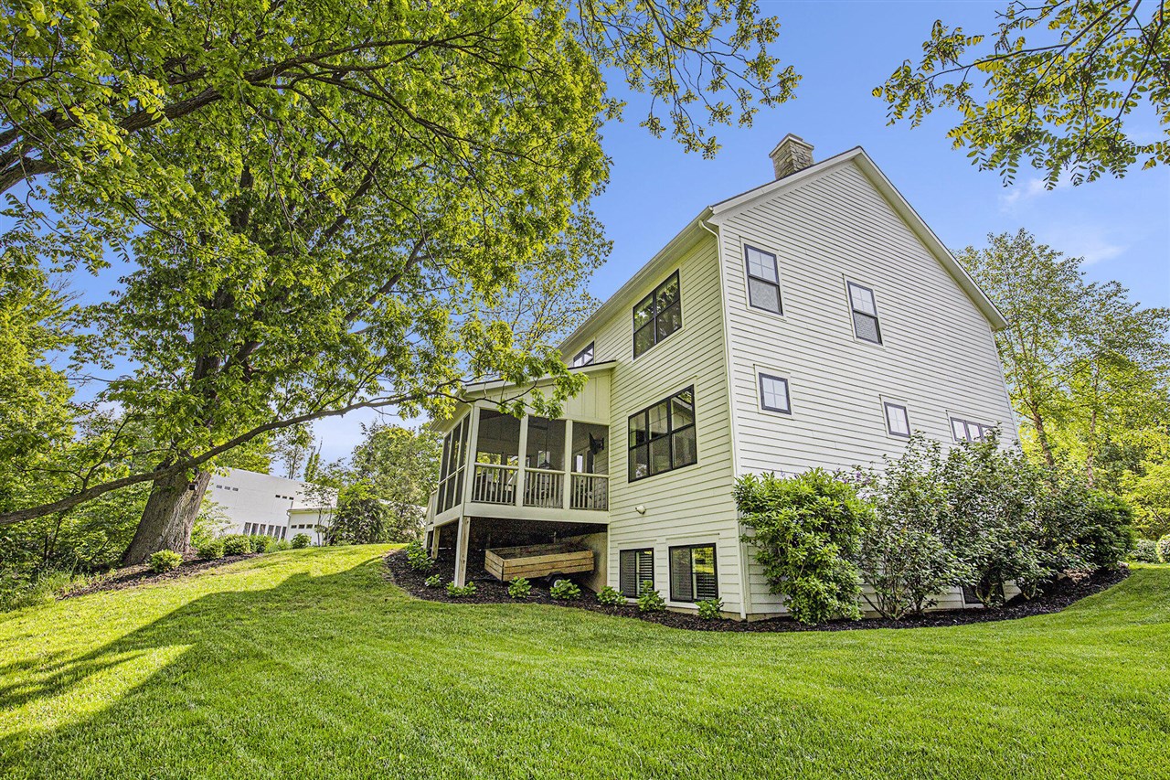 Homes for sale in Grand Rapids, MI | 2377 Lake Birch Ct, Grand Rapids, MI 49525 | MLS# 70474571