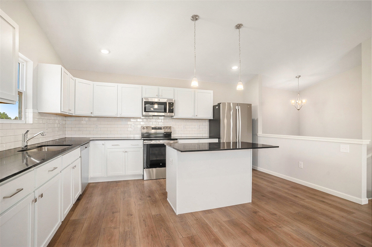 Homes for sale in Holland, MI | 13741 Oasis Ave, Holland, MI 49424 | MLS# 70474823