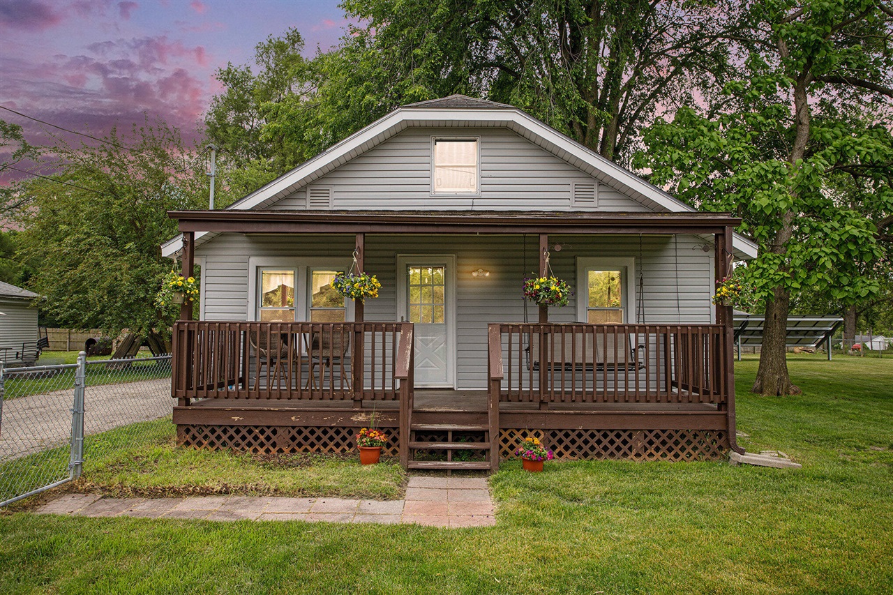 Homes for sale in Galesburg, MI | 8464 E Michigan Ave, Galesburg, MI 49053 | MLS# 70475191