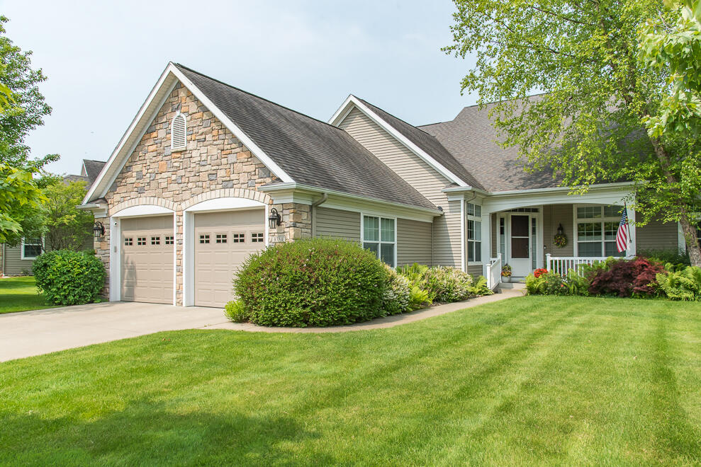 Homes for sale in Portage, MI | 8734 Oakland Hills Circle Circle, Portage, MI 49024 | MLS# 70475267