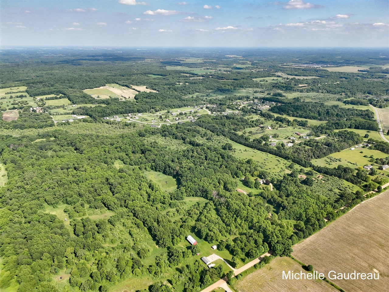 Homes for sale in Middleville, MI | 4756 Robertson Rd, Middleville, MI 49333 | MLS# 70475276