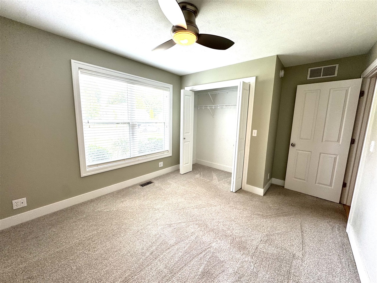 Homes for sale in South Haven, MI | 10505 Compton Dr, South Haven, MI 49090 | MLS# 70475281