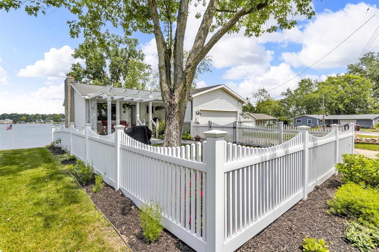 Homes for sale in Jerome, MI | 11786 E Sauk Trl, Jerome, MI 49249 | MLS# 70475341