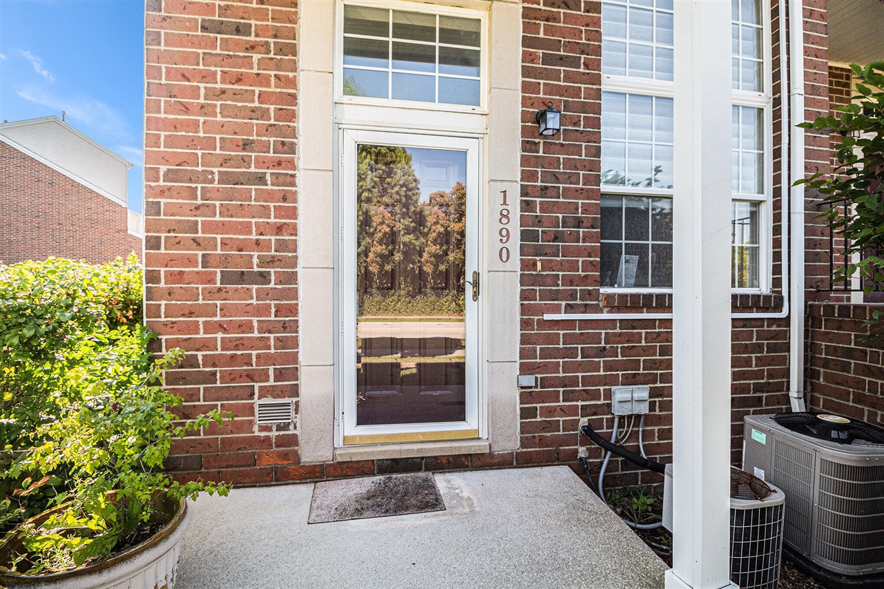 Homes for sale in Ann Arbor, MI | 1890 Lindsay Ln, Ann Arbor, MI 48104 | MLS# 70475755