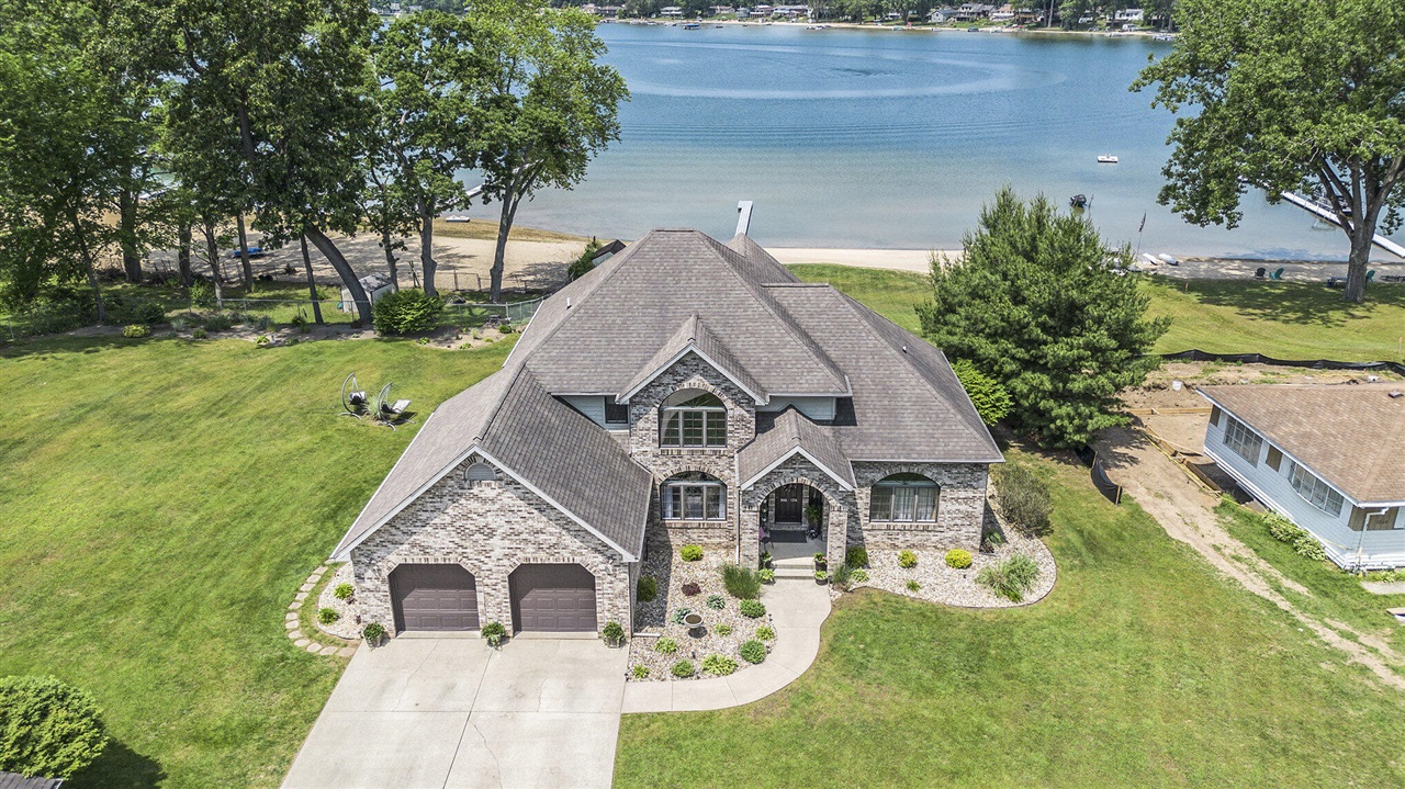 Homes for sale in Niles, MI | 1256 Barron Lake Rd, Niles, MI 49120 | MLS# 70476158