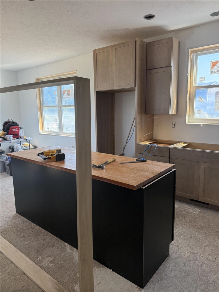 Homes for sale in Kalamazoo, MI | 5453 Turkey Run Dr, Kalamazoo, MI 49004 | MLS# 70476219