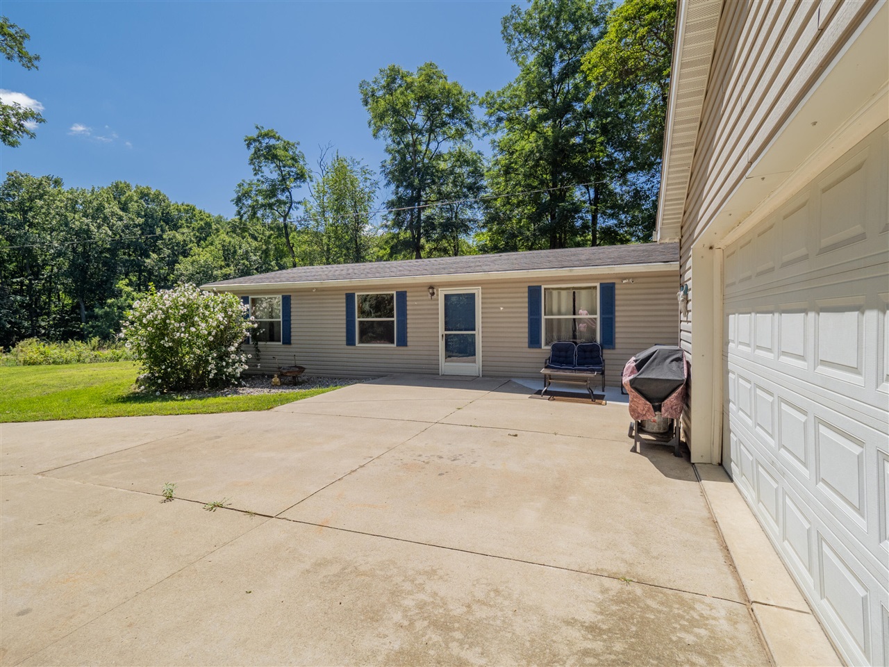 Homes for sale in Battle Creek, MI | 8884 G Dr, Battle Creek, MI 49014 | MLS# 70476666