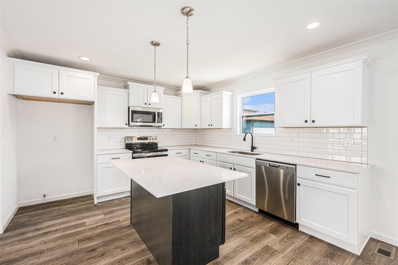 Homes for sale in Mattawan, MI | 58493 Interlaken St, Mattawan, MI 49071 | MLS# 70477813