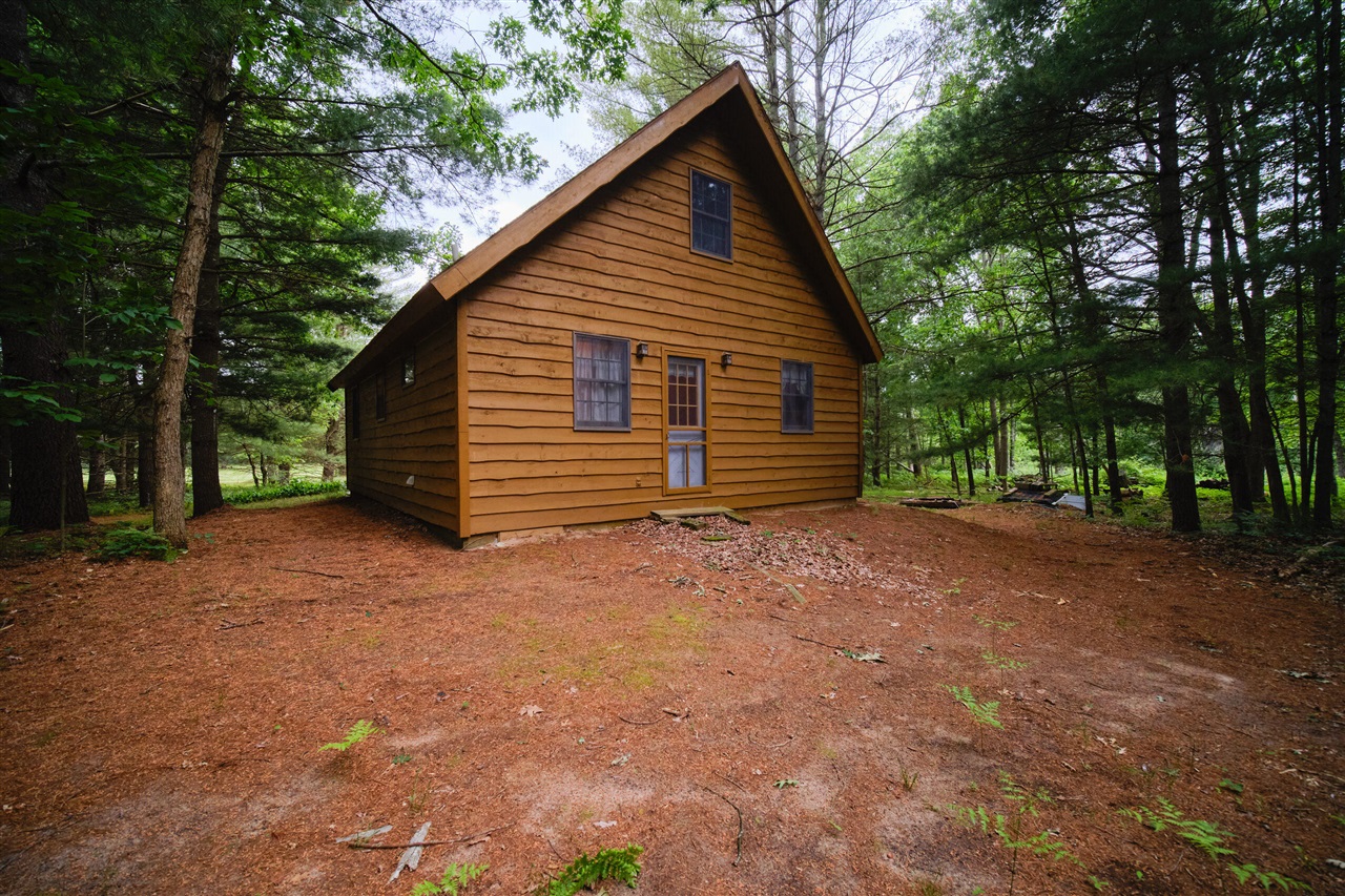 Homes for sale in Free Soil, MI | 5680 E Shores Dr, Free Soil, MI 49411 | MLS# 70477952