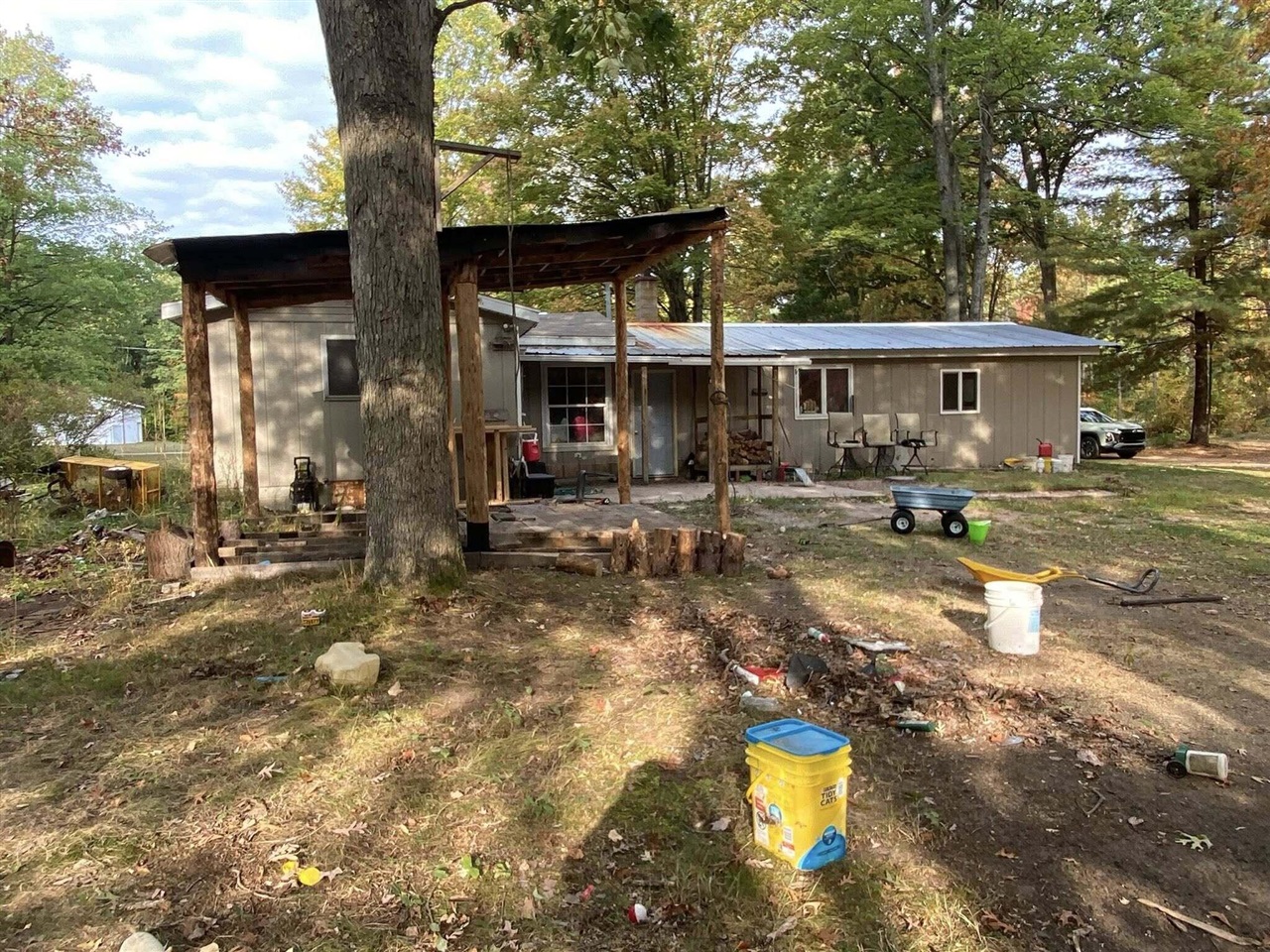 Homes for sale in White Cloud, MI | 872 S Ransom Rd, White Cloud, MI 49349 | MLS# 70478021