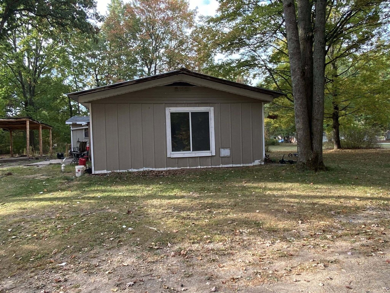 Homes for sale in White Cloud, MI | 872 S Ransom Rd, White Cloud, MI 49349 | MLS# 70478021