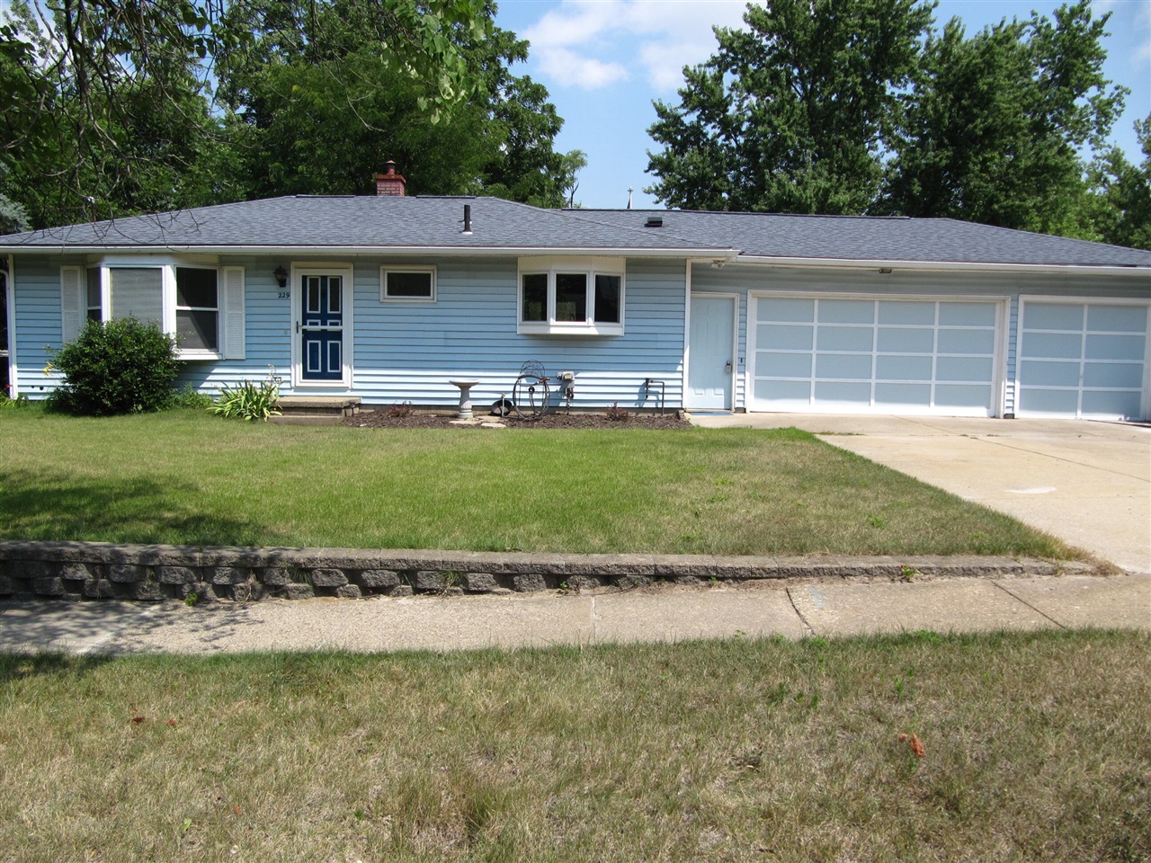 Homes for sale in Portage, MI | 229 Tamarix Ave, Portage, MI 49002 | MLS# 70478485