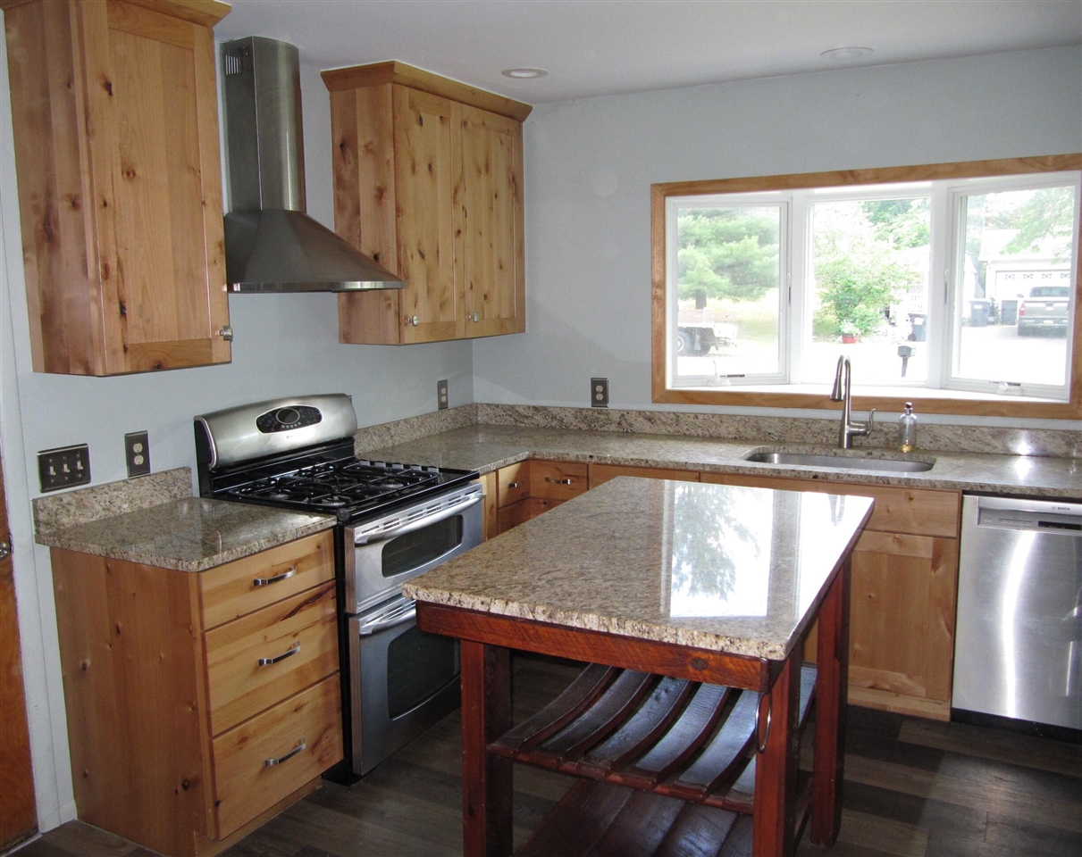 Homes for sale in Portage, MI | 229 Tamarix Ave, Portage, MI 49002 | MLS# 70478485