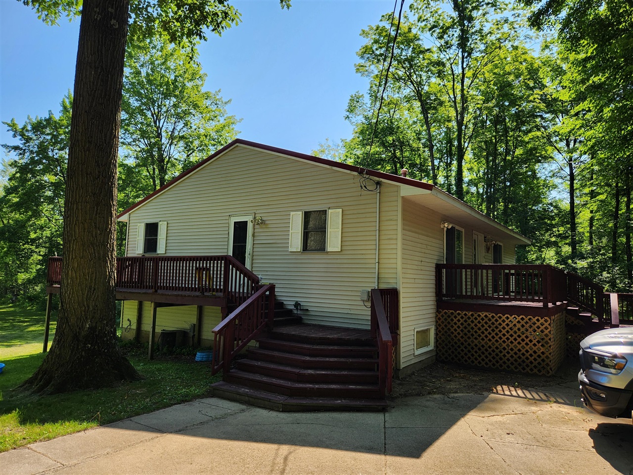 Homes for sale in Walkerville, MI | 6386 E Peavey St, Walkerville, MI 49459 | MLS# 70478887