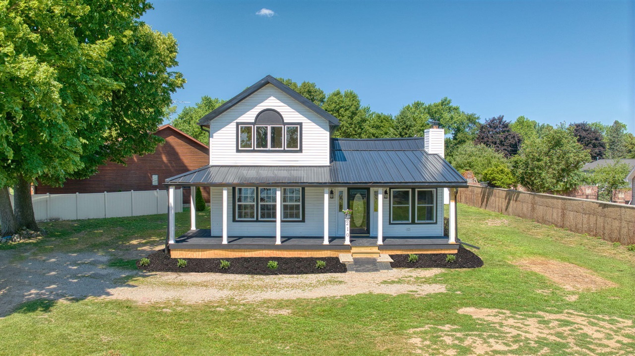 Homes for sale in Michigan Center, MI | 210 W Grove Ave, Michigan Center, MI 49254 | MLS# 70478982