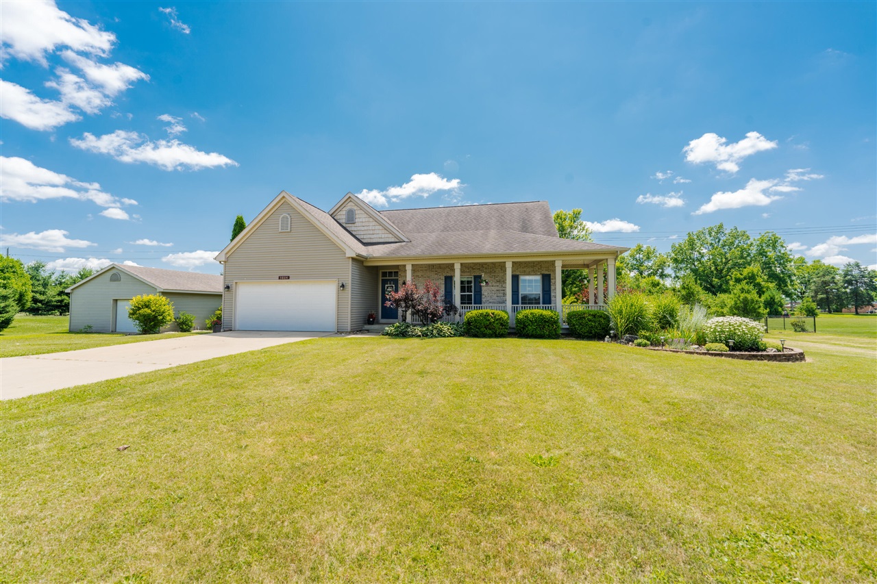 Homes for sale in Scotts, MI | 5804 Qr Ave, Scotts, MI 49088 | MLS# 70479126