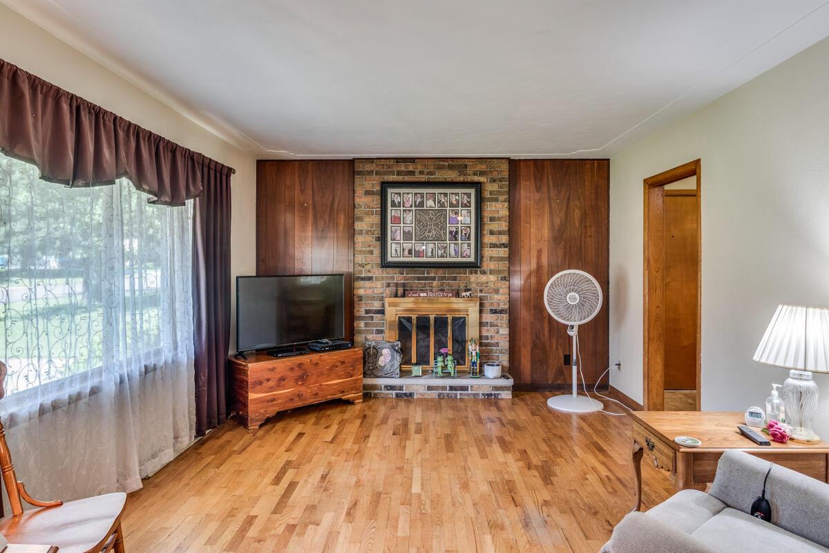 Homes for sale in Battle Creek, MI | 925 Meadow Dr, Battle Creek, MI 49015 | MLS# 70479190