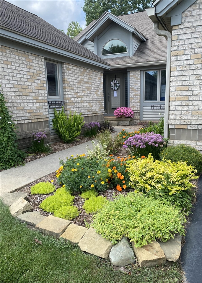 Homes for sale in Grand Rapids, MI | 2471 High Ridge Ln, Grand Rapids, MI 49546 | MLS# 70479273