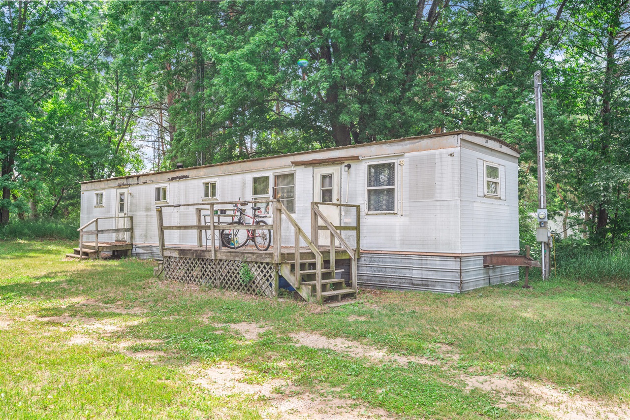 Homes for sale in Big Rapids, MI | 18725 16 Mile Rd, Big Rapids, MI 49307 | MLS# 70479395